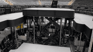 BUilding-the-city-of-dreams-stage-lift