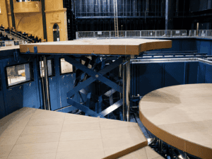 Cirque-du-Soleil-Stage-lift-for-O-show