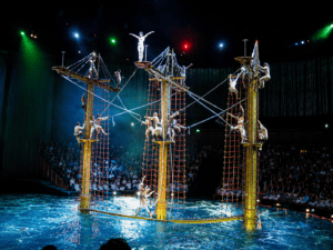 City-of-Dreams-underwater-stage-lift-system