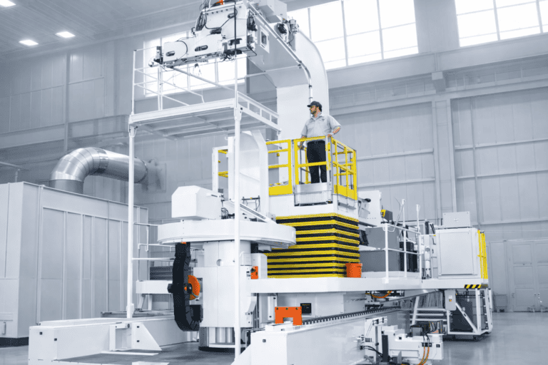 Custom-personnel-lift-for-aerospace-applications