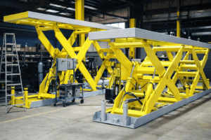 Scissor-Lifts-for-Theater