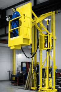 Self-propelled-paint-booth-lifts-for-rail1