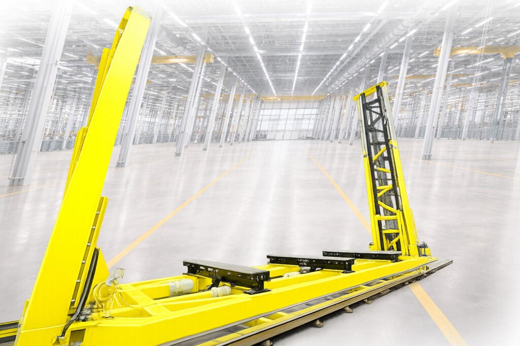 Traversing Gantry Lift