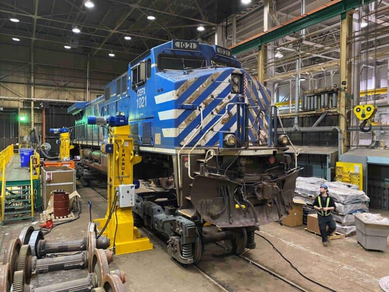 SCM-Railway-Lifting-Jacks-gallery-1