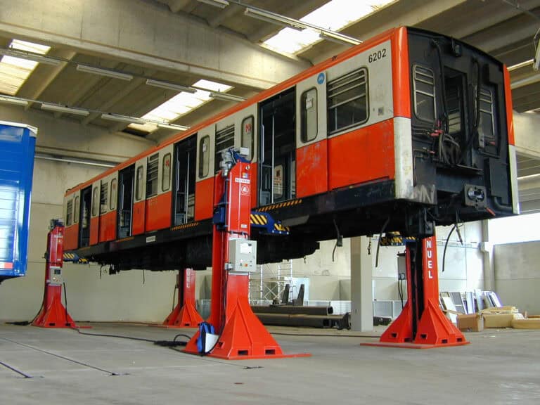 SCM-Railway-Lifting-Jacks-gallery-10