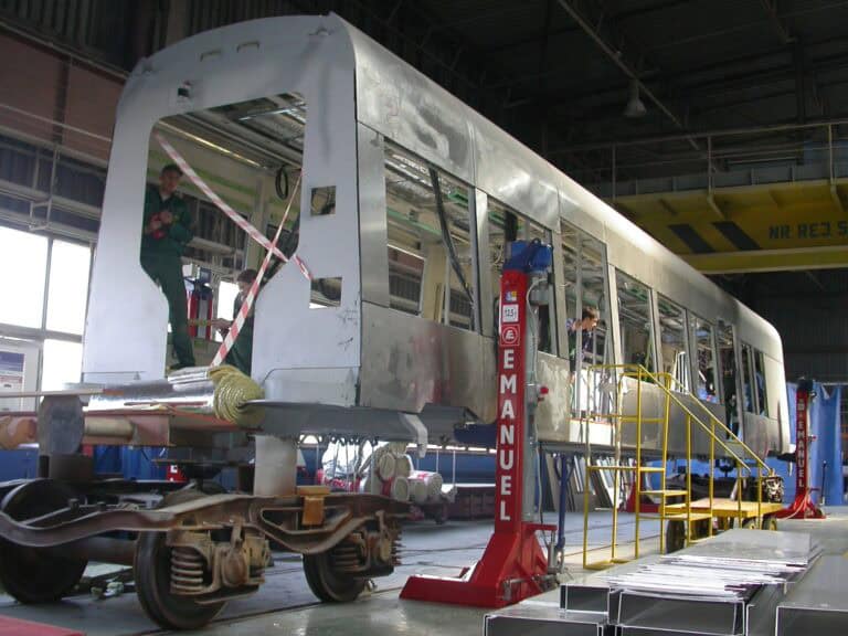 SCM-Railway-Lifting-Jacks-gallery-13