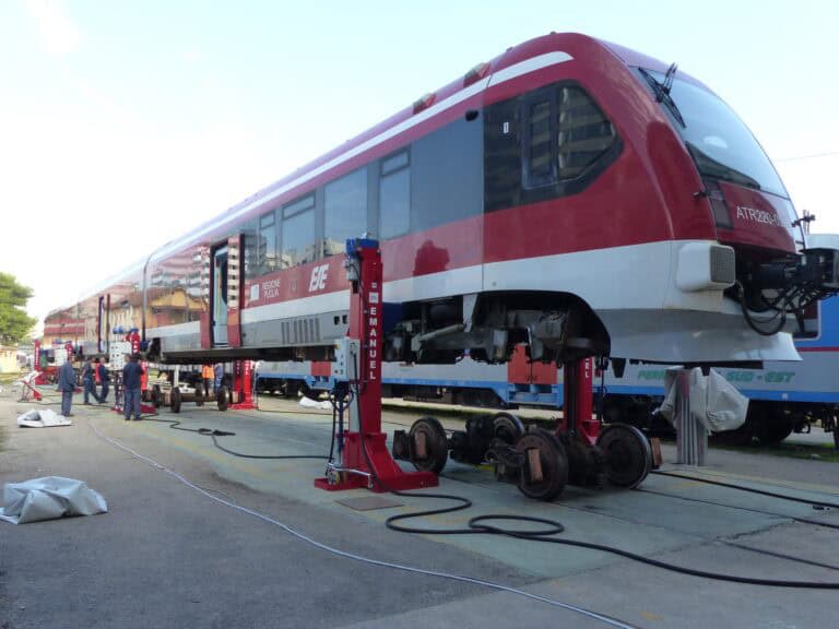 SCM-Railway-Lifting-Jacks-gallery-19