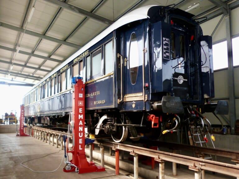 SCM-Railway-Lifting-Jacks-gallery-3